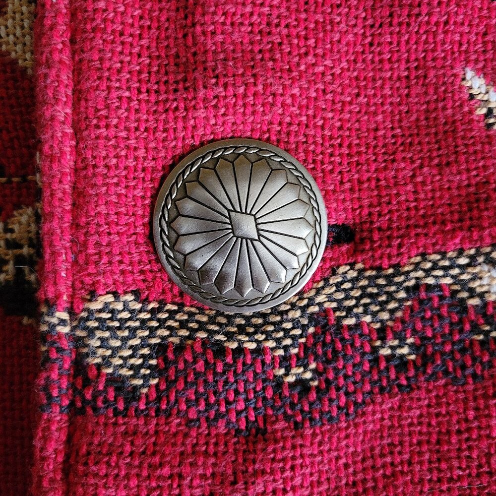 Silverado Red White Tapestry Cotton Jacket Native American Theme NWOT - Picture 5 of 6